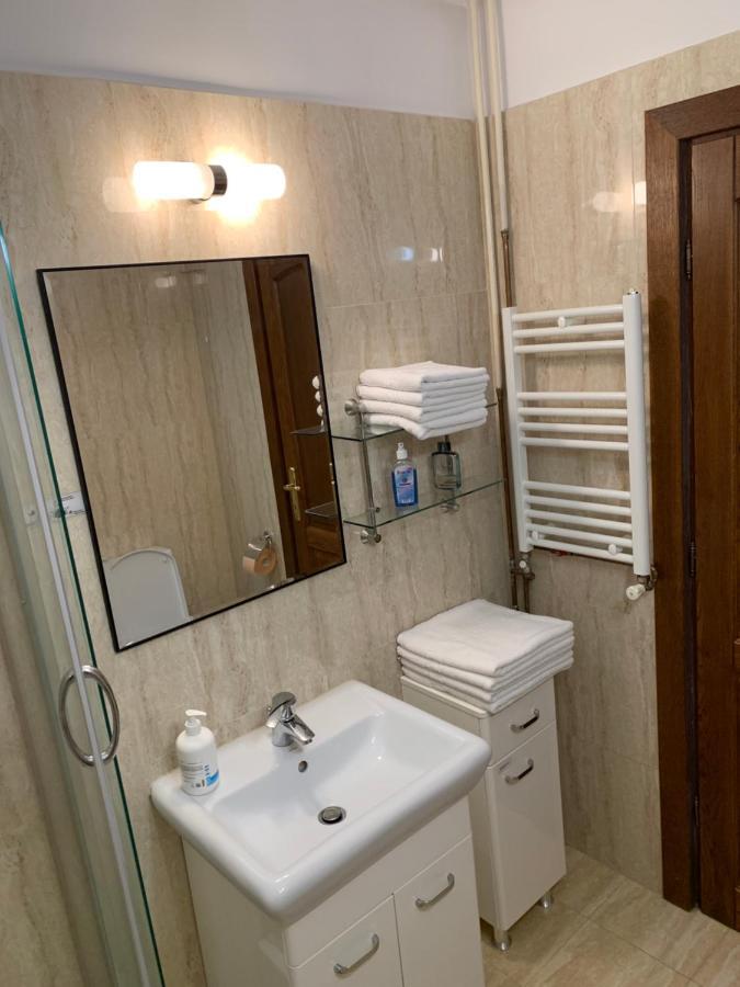 פלוייסטי Apart. Premium Ultracentral, 3 Camere Loc Parcare. מראה חיצוני תמונה