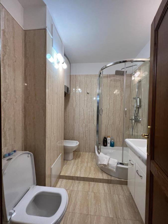 פלוייסטי Apart. Premium Ultracentral, 3 Camere Loc Parcare. מראה חיצוני תמונה